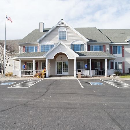 Country Inn Walker Bagian luar foto